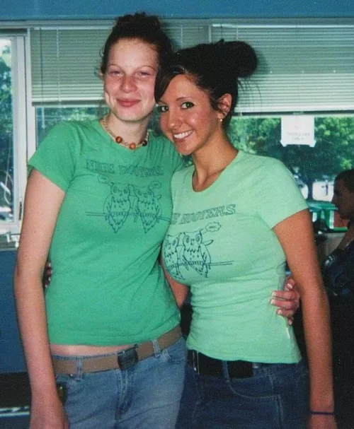 Who’s wearing it better? 😁