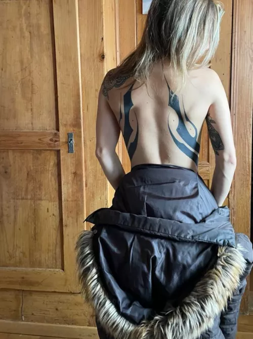 Do you like how it looks under my overall? 🤭