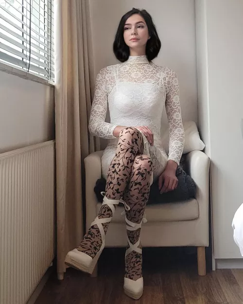 Do you think white suits me?