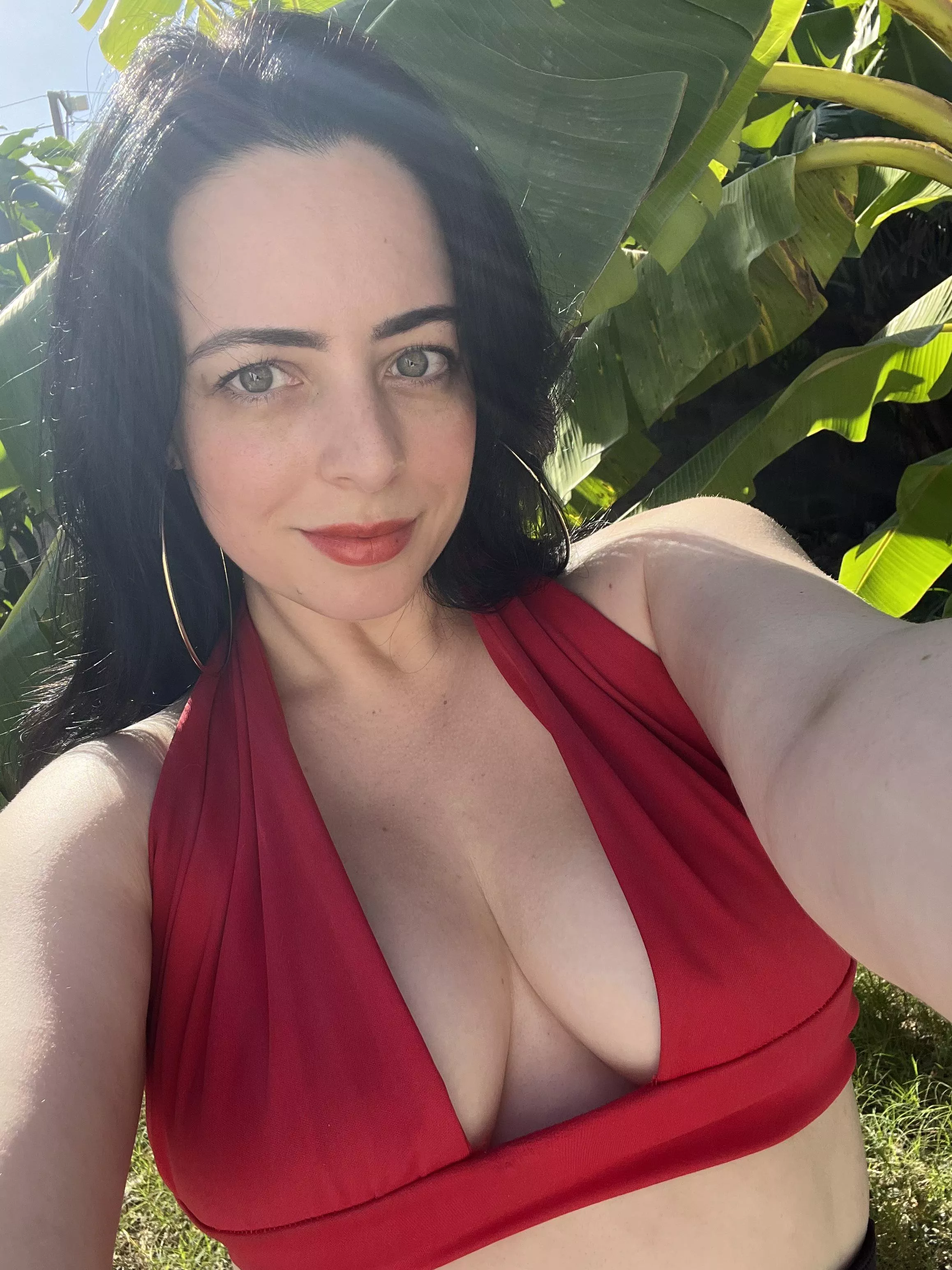 I have no one to wear this cute top for, so here's a pic for you guys!