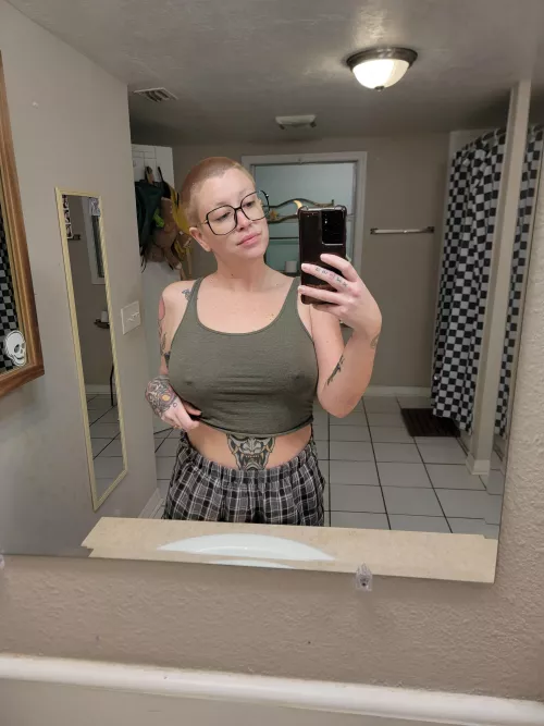I hope you see this first thing in the morning! No makeup, pajamas, big tits 🫶