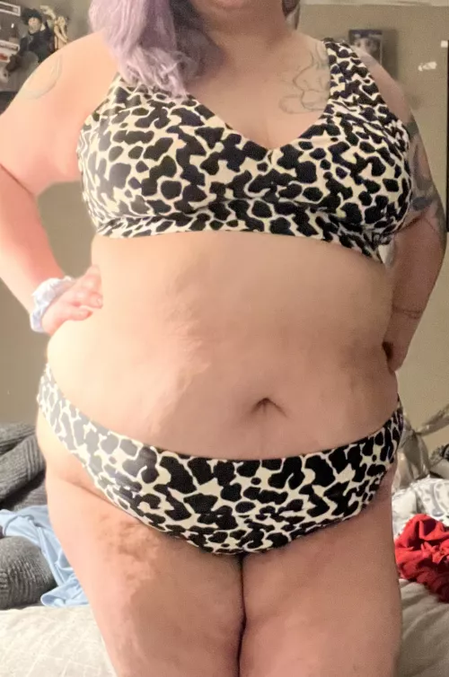 I think I am past do for a milking would you help milk me? (OC)