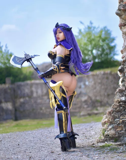 My booty Camilla cosplay (Hanacos)