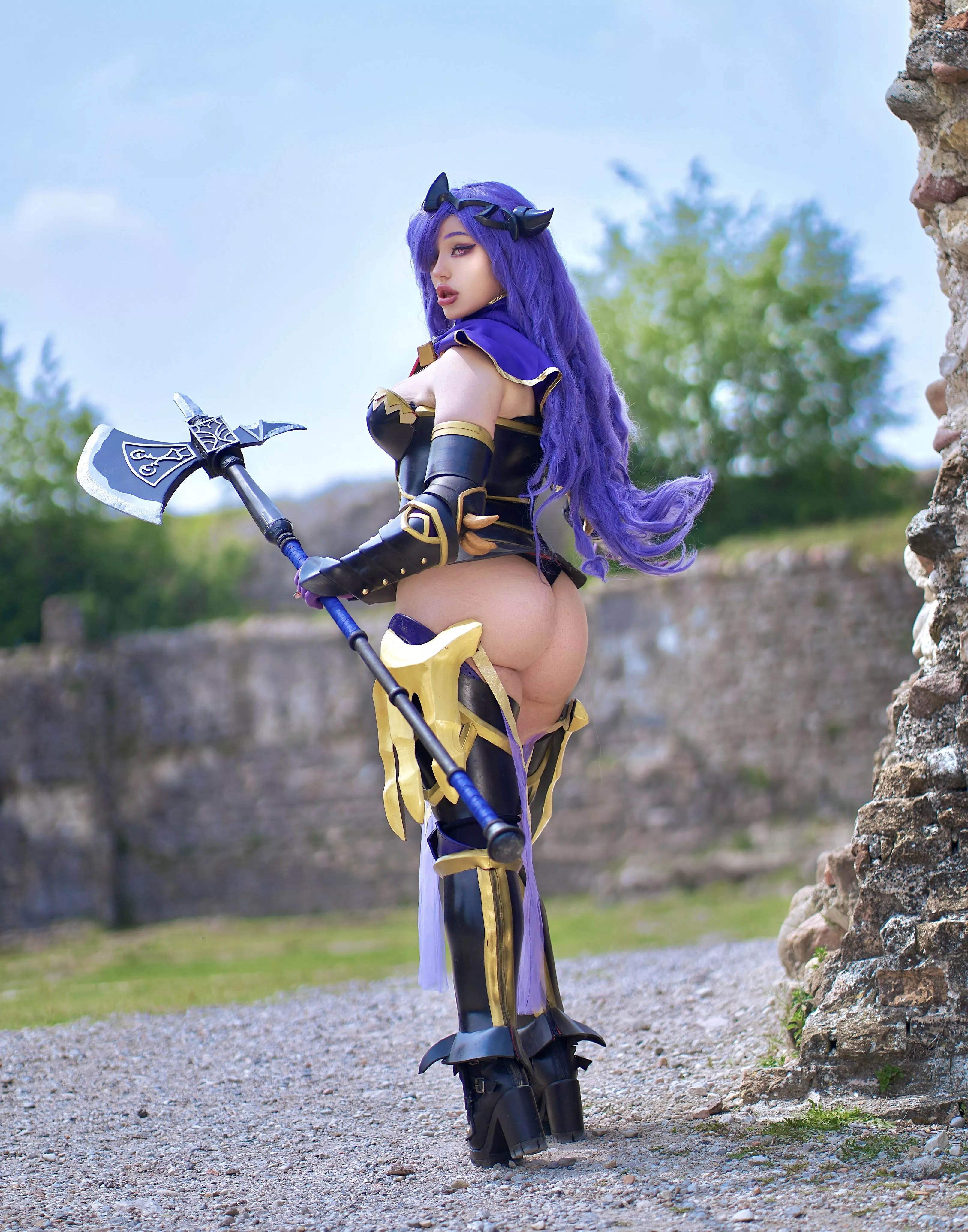 My booty Camilla cosplay (Hanacos)