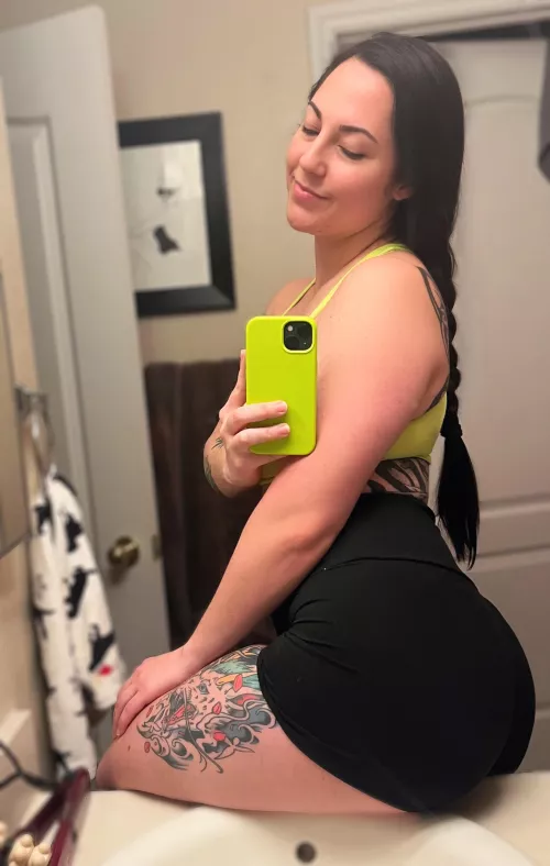 Pull my hair and help me stretch after this workout