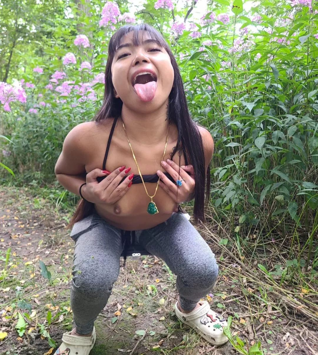 ram my pinay holes in the woods where ppl can see it !!!