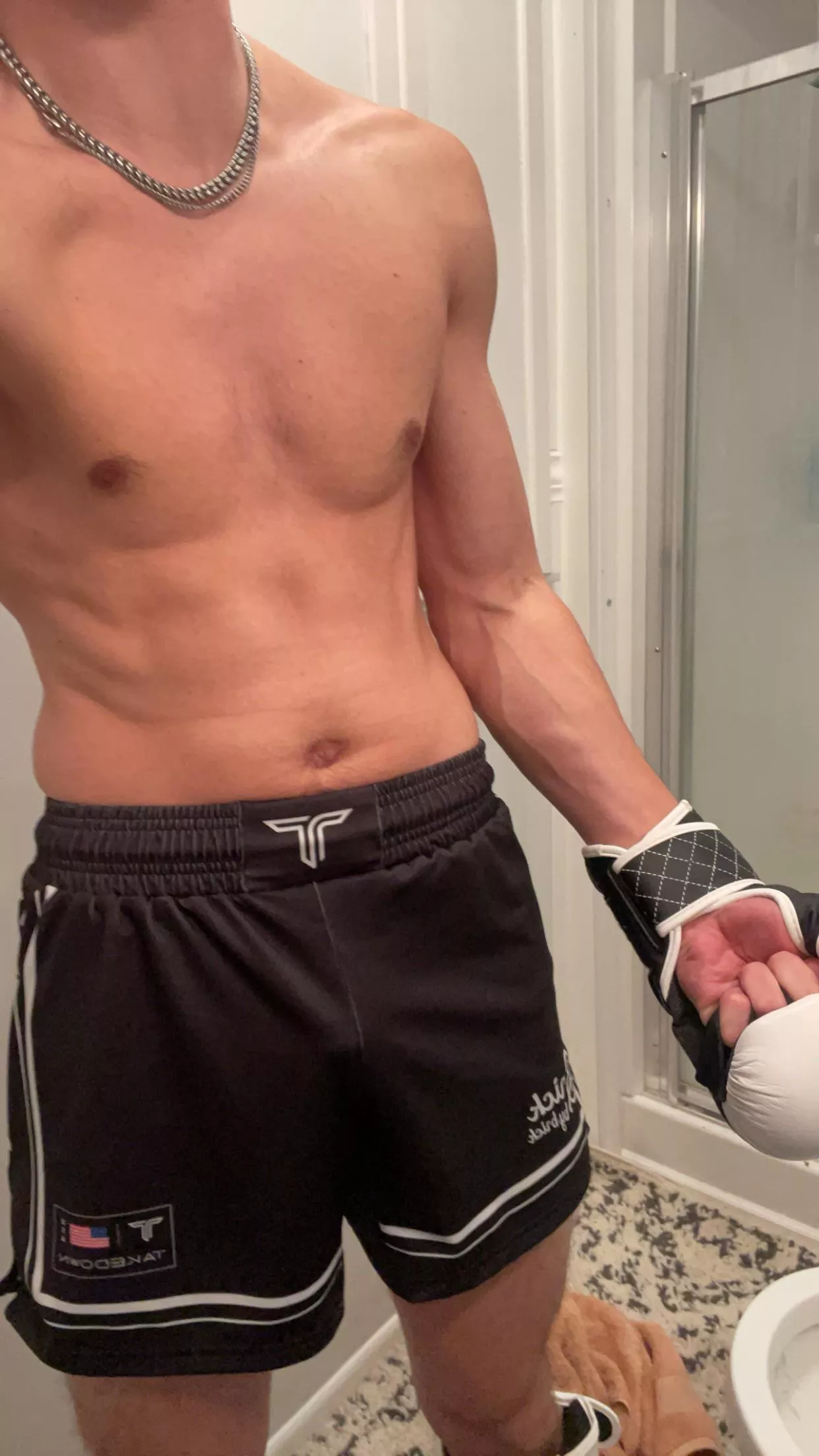 (22) Can’t forget forearms during training