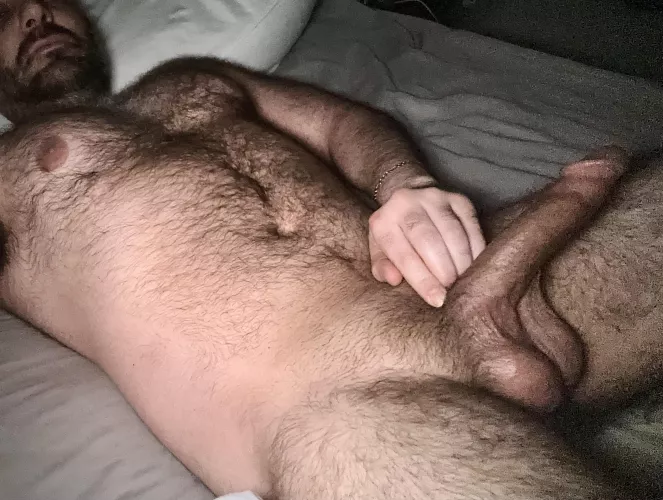 Anyone wanna watch this bills vs chiefs game in bed with me?