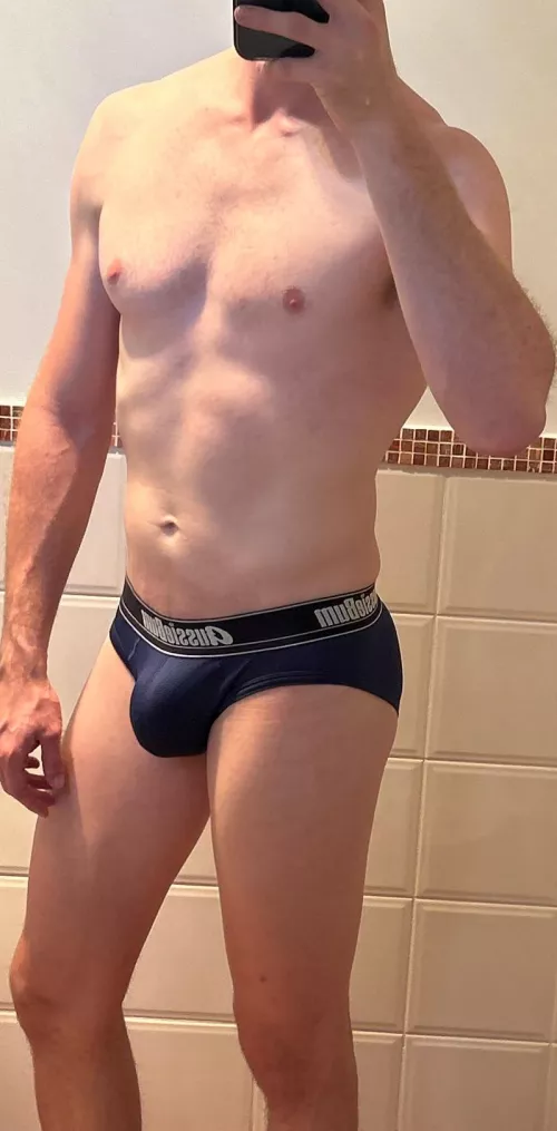 (aussieBum) On Mondays we wear navy blue