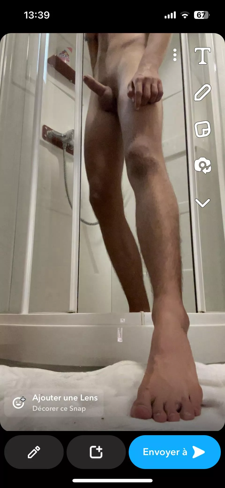 come and compare if you win I send you the nudes of my girl and I become your submissive (DM me)