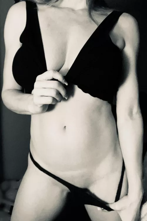 I’m new here. We’ll see how this married soccer mom does in this sub. Maybe I’ll show more..