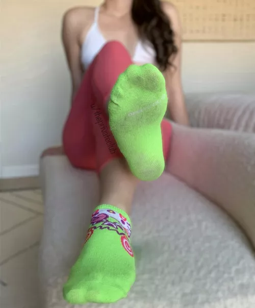 Massage my socked toes ‘n soles with your nose!