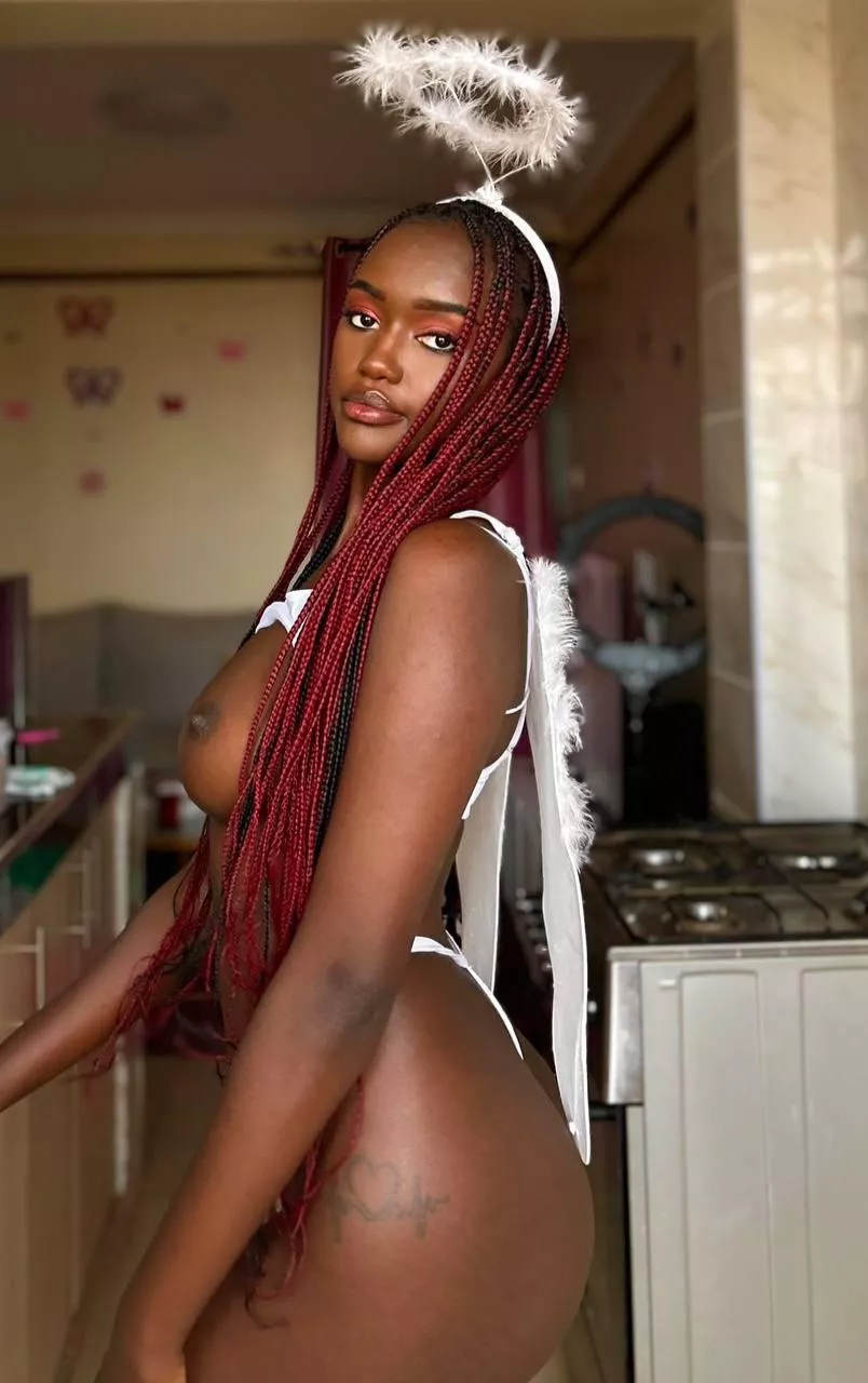 True chocolate ebony angel🍫🙈