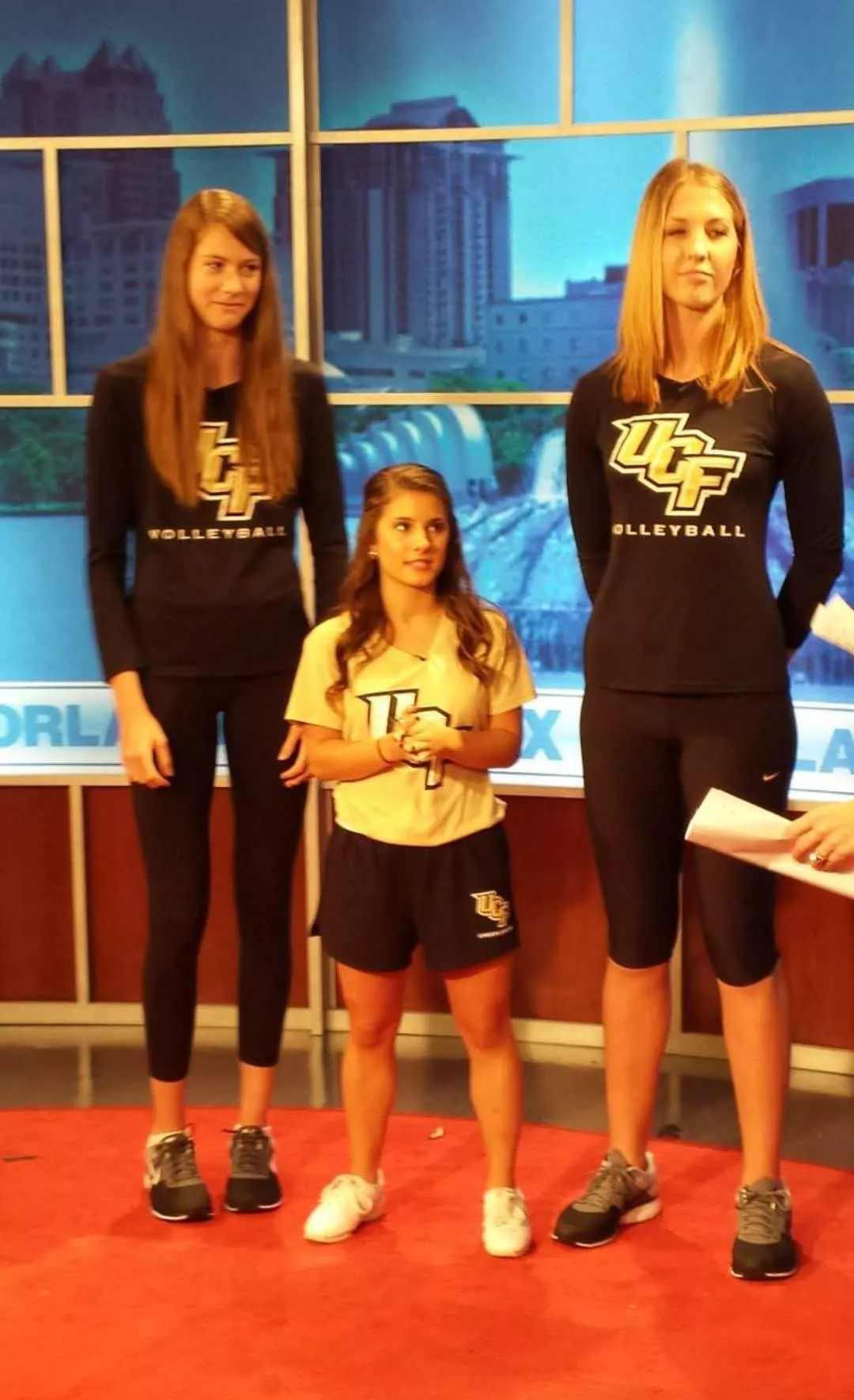 UCF Volleyball vs cheerleader