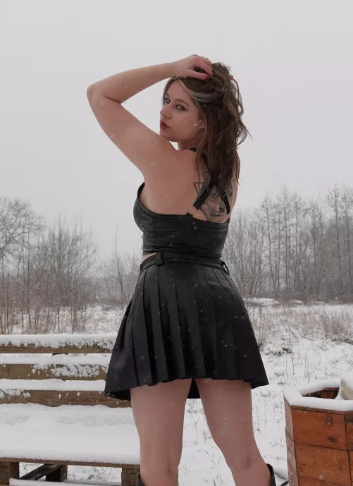 Another angle from the shoot in the cold :) (OC)