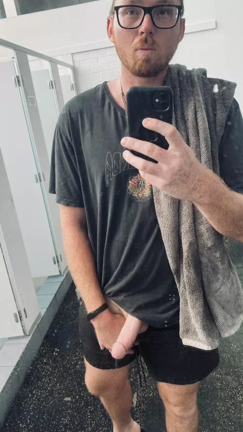 Change rooms always give me a semi 🍆🔥