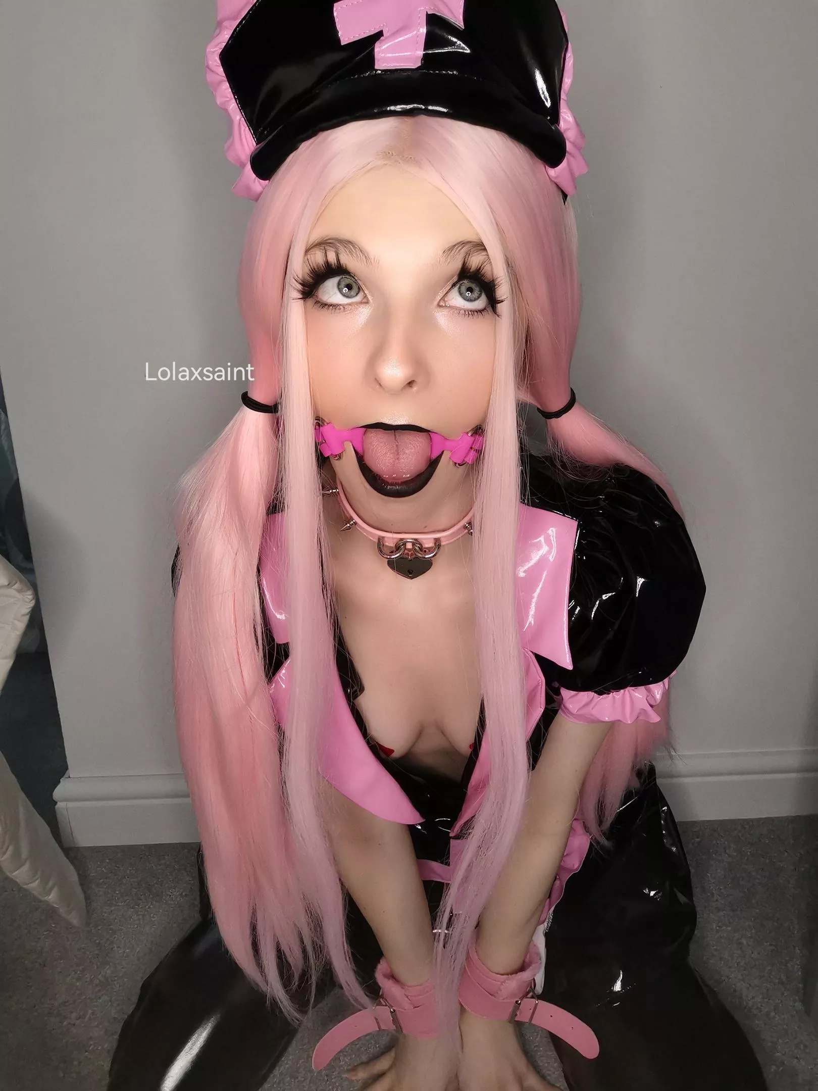 I don't think I'm going to fit much in my mouth