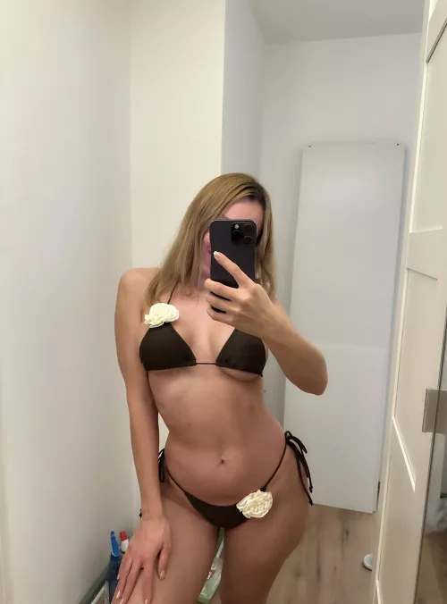 i know i dont look my age