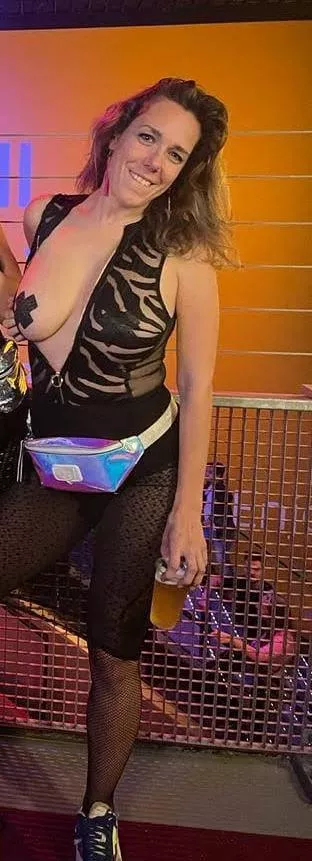 Love the attention I get for my tits at party's. Obviously did not go home alone