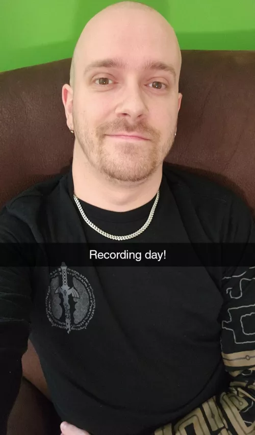 Time to play some Crash! Hope you guys have a great Monday 😊