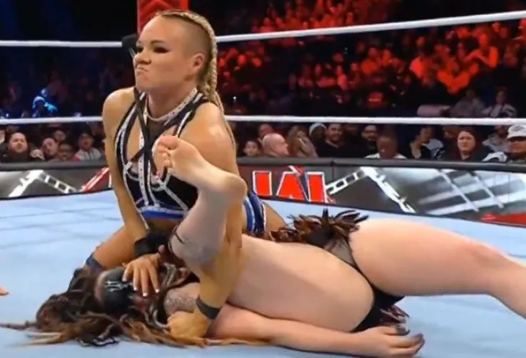 Valhalla (Sarah Logan) on RAW