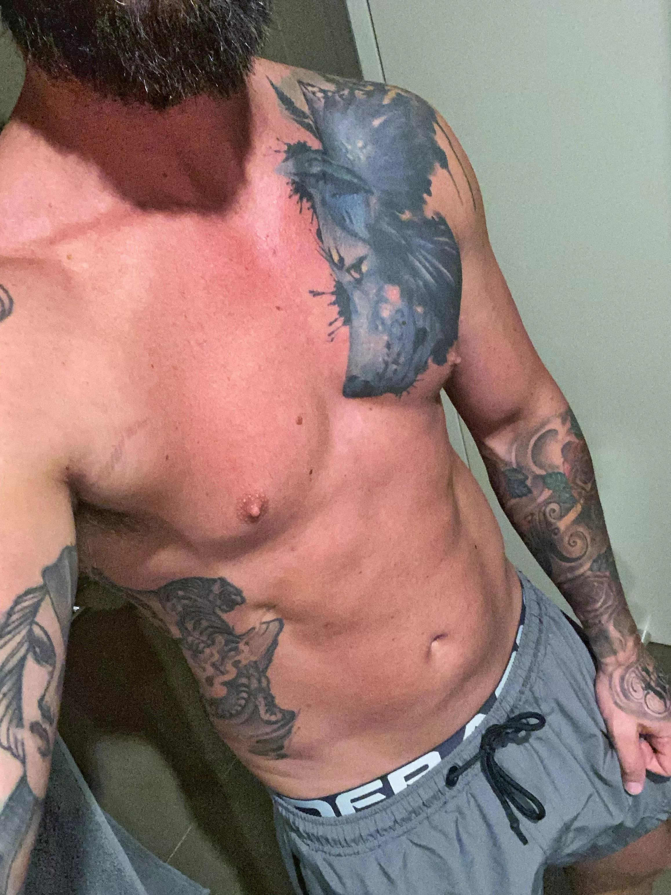 Who wants to see the video? 😈