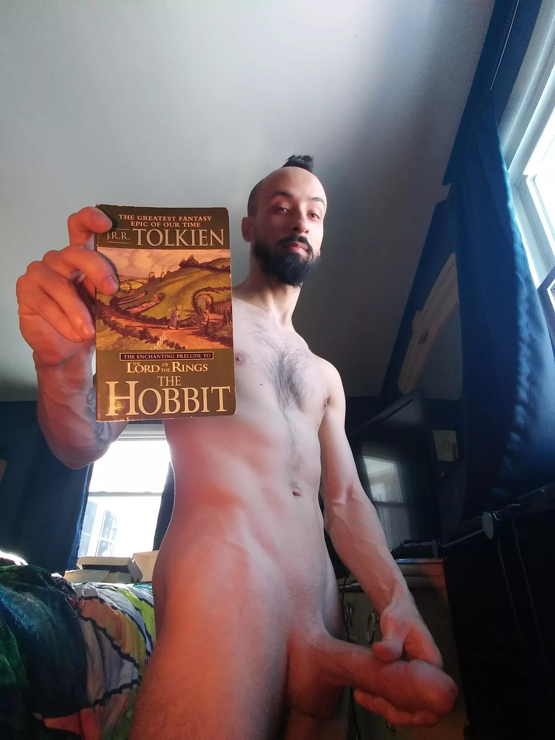 It's was a hobbit hole & that means comfort🏞🗡💍