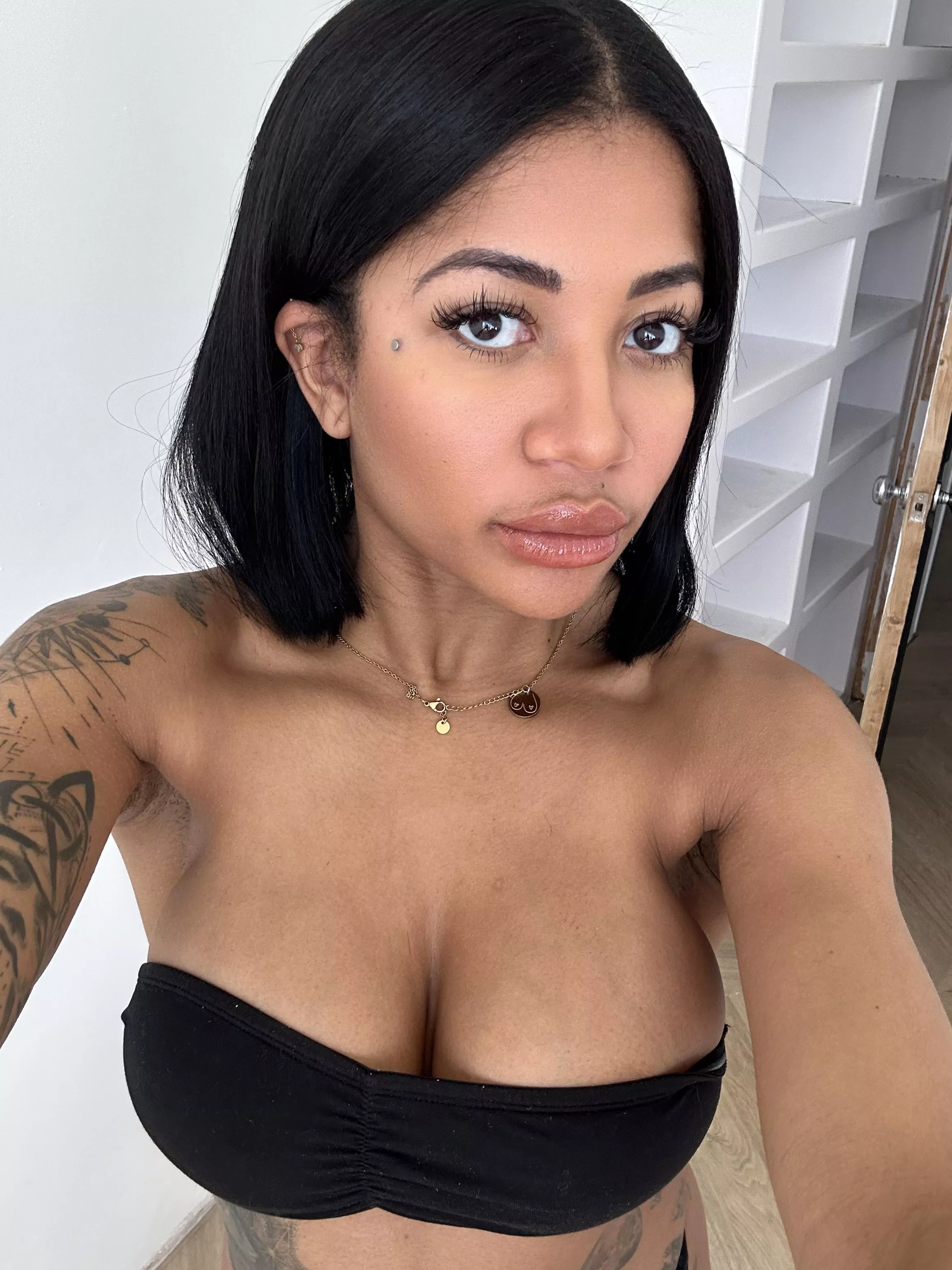 Kiki (@kikiluxepremium) [onlyfans]
