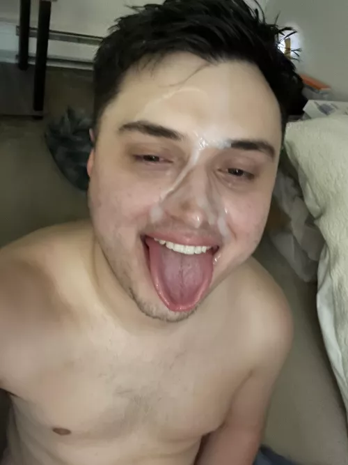 Love a load on my face 💦