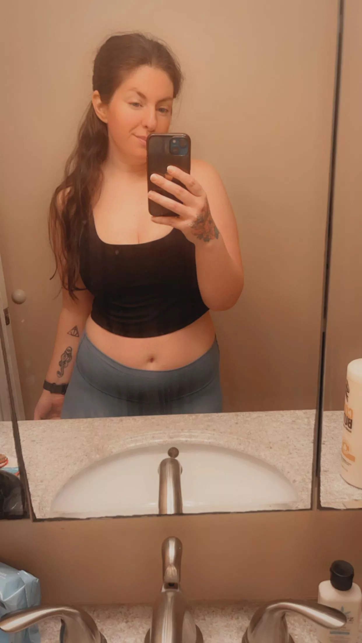 Post peloton and core day selfie. Need a shower and massage asap!! [F]