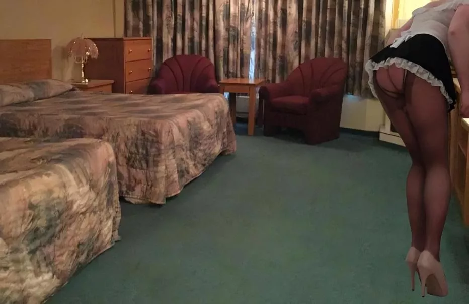 The fear and excitement when he knocks on the hotel room door.😳