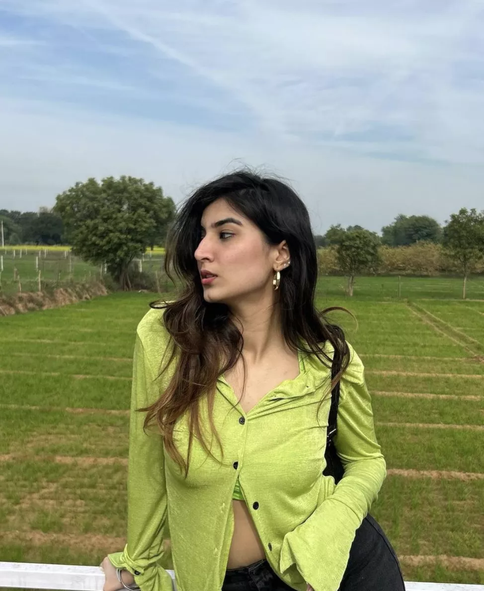 Those bra lines of my friend give me instant boners