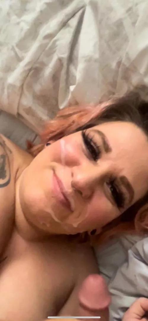 Wifey covered in cum let’s trade pics