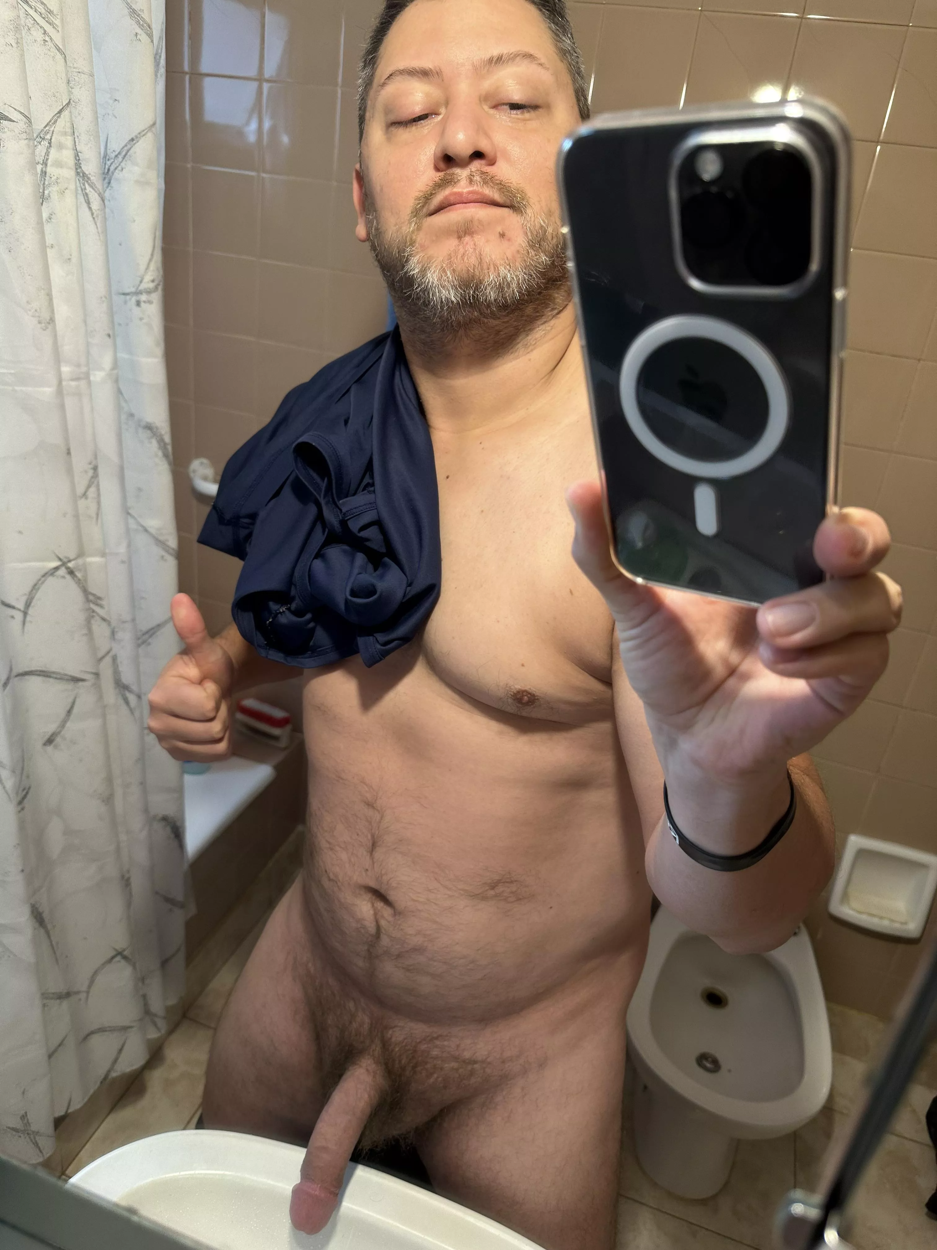 Come in silence ... you bend down and ..