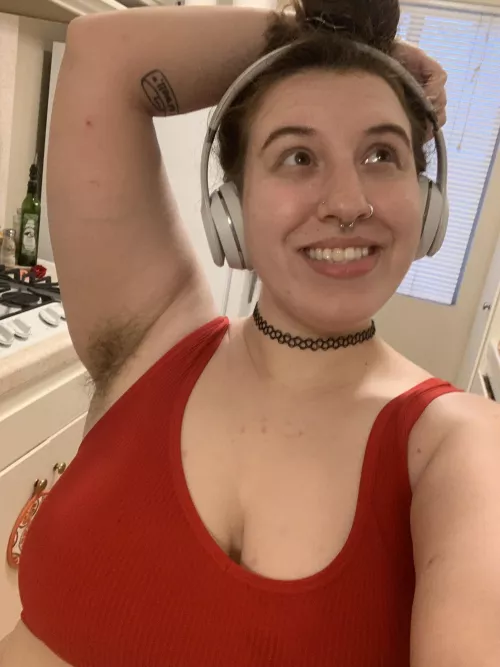 Hairy pit appreciation post <3