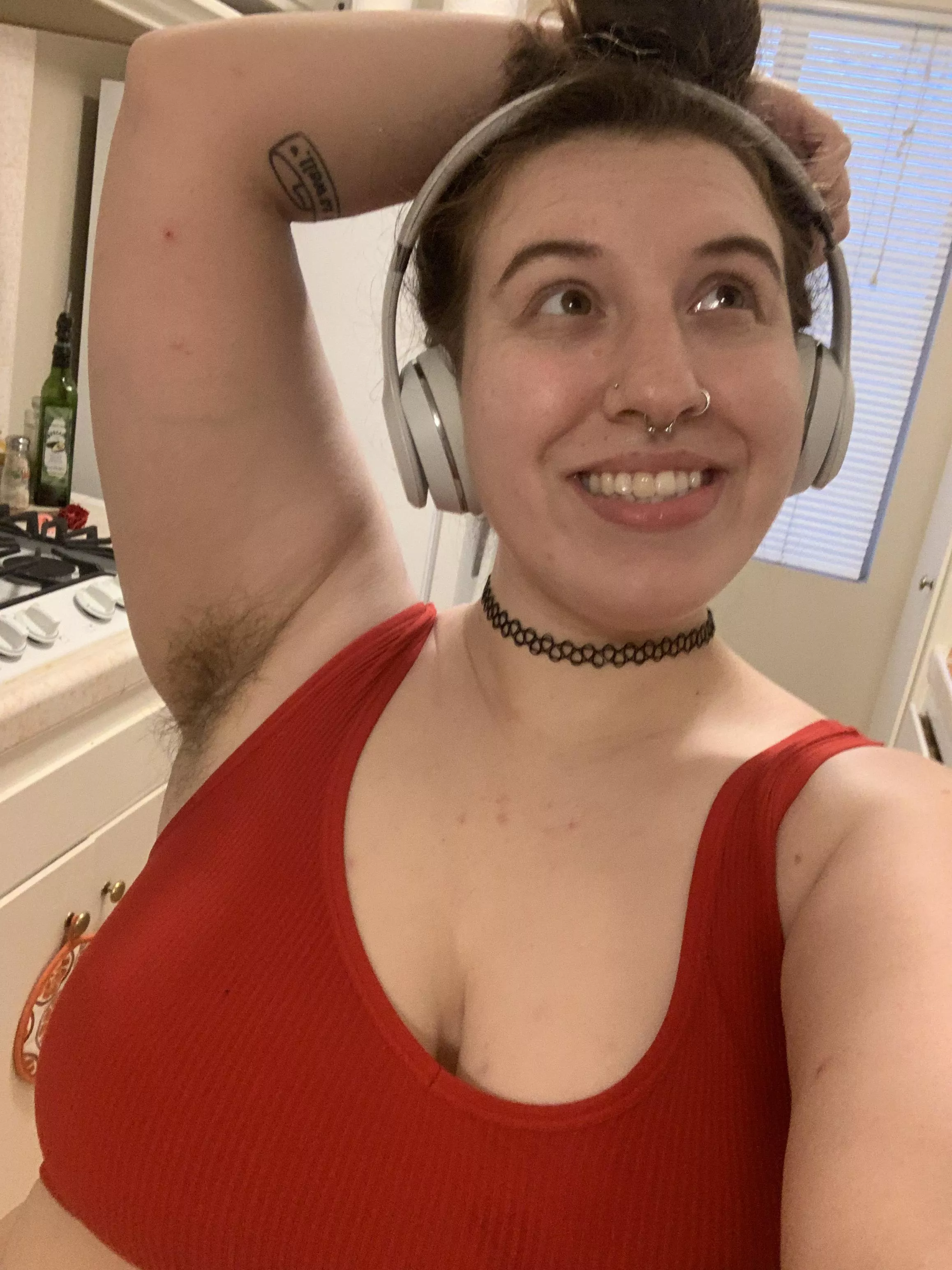 Hairy pit appreciation post <3