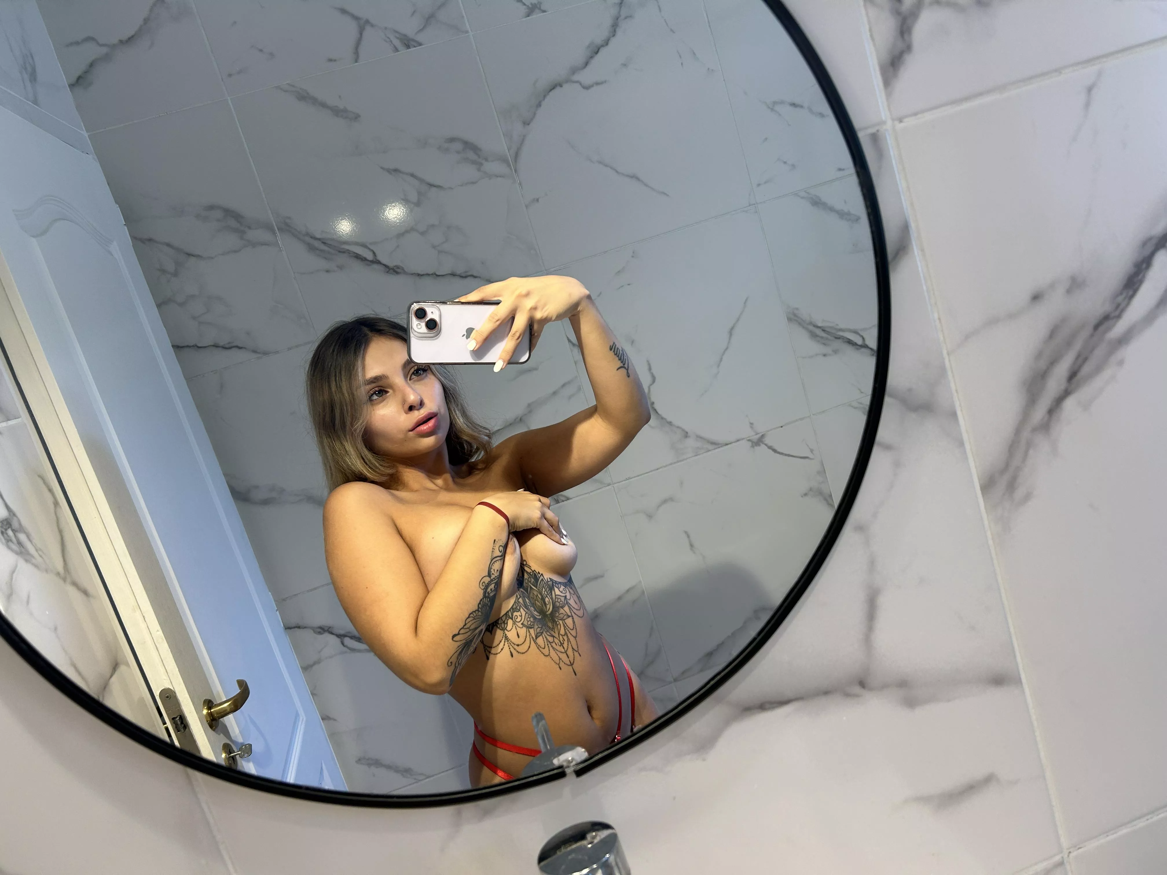 I can be your college slut