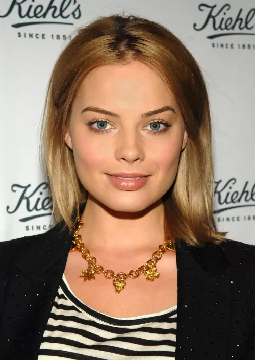 Margot Robbie