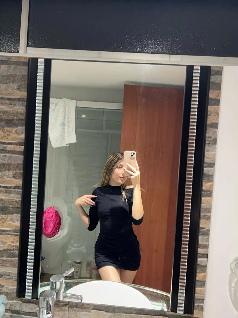 Tight dress on a petite girl is just perfect.