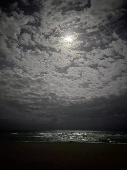 Beach & Moon, Miami Beach