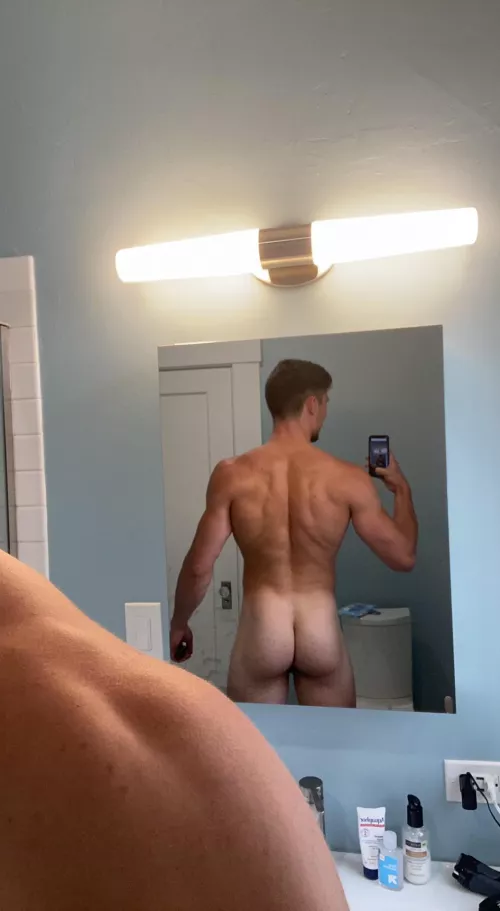 GF Wasn’t Into Guys Butts Till She Met Me