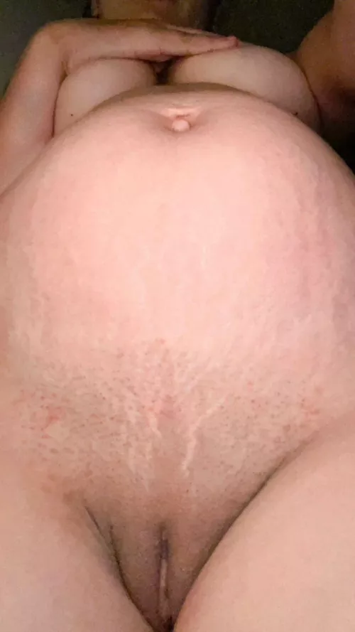 Hi daddy🤰🏻🥛