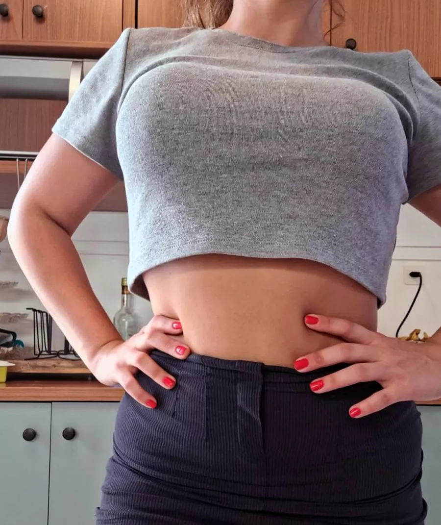 I hope you like red nails [f]