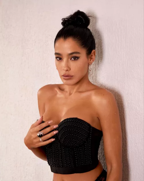 i love how tight it is on my boobs