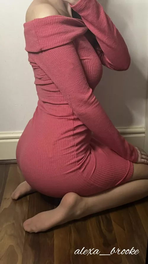 Knitted dress and nude stockings 🤍