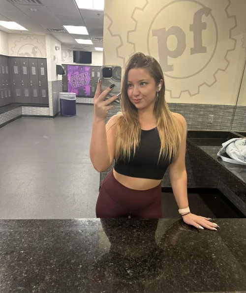 Quick selfie before my workout