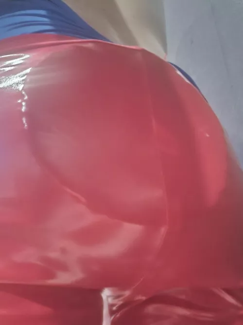 What do you think is in here?