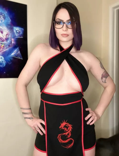 What is the first word that comes to your mind when you stare at me