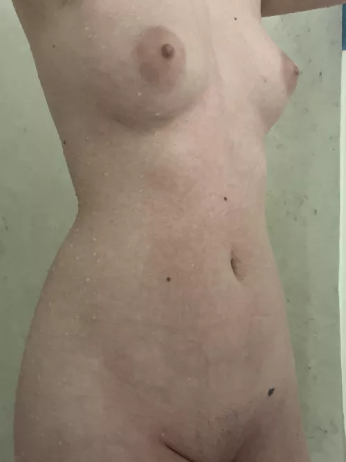 Who wouldn’t want to try this hot piece of ass out? She enjoys tributes too.