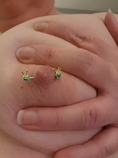 Changed my jewelry. What do you think?